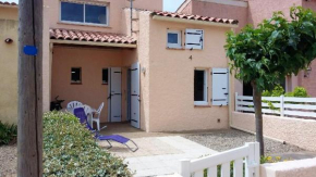 Maison de 2 chambres a Fleury a 100 m de la plage avec vue sur la mer et jardin clos